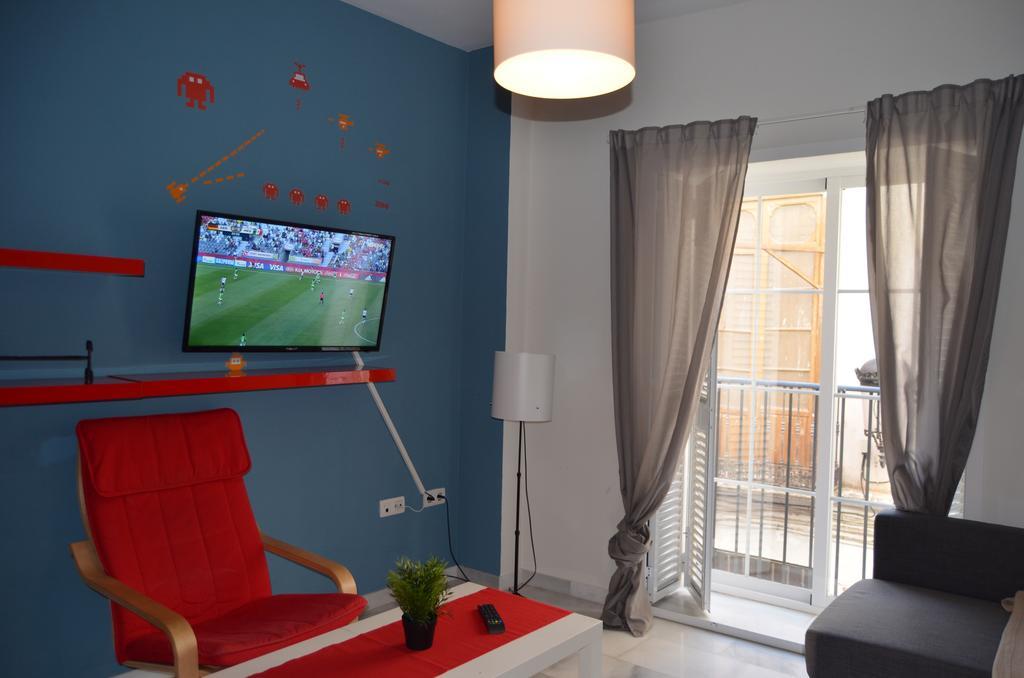 Apartamentos Canasteros Málaga Dış mekan fotoğraf
