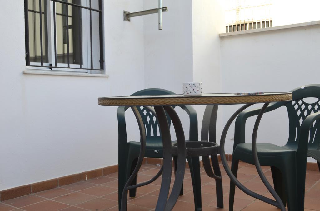 Apartamentos Canasteros Málaga Oda fotoğraf