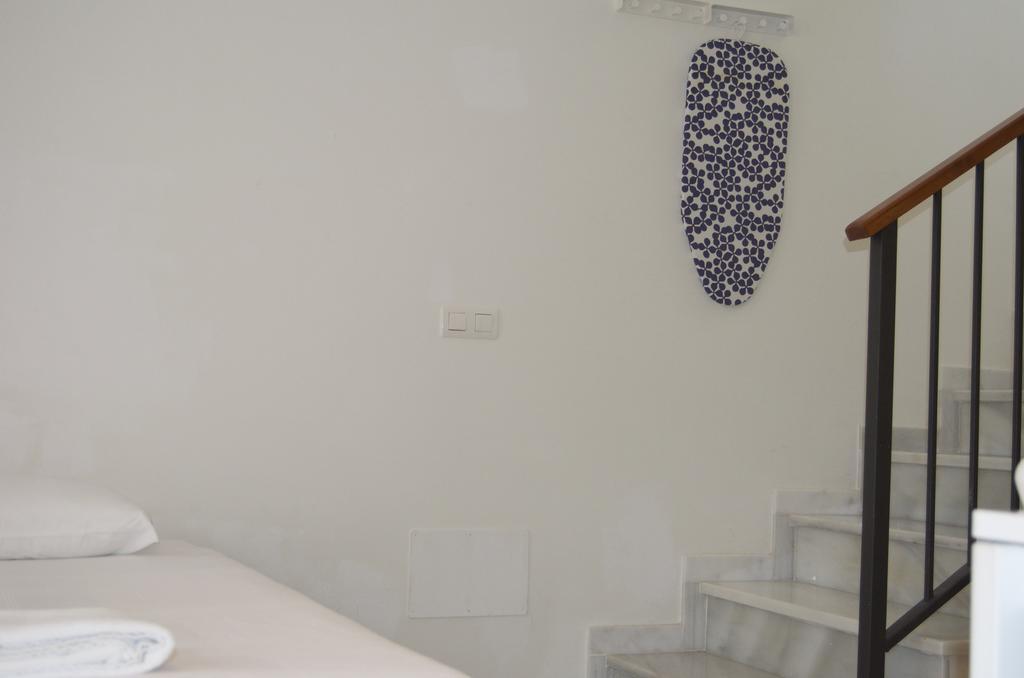 Apartamentos Canasteros Málaga Oda fotoğraf